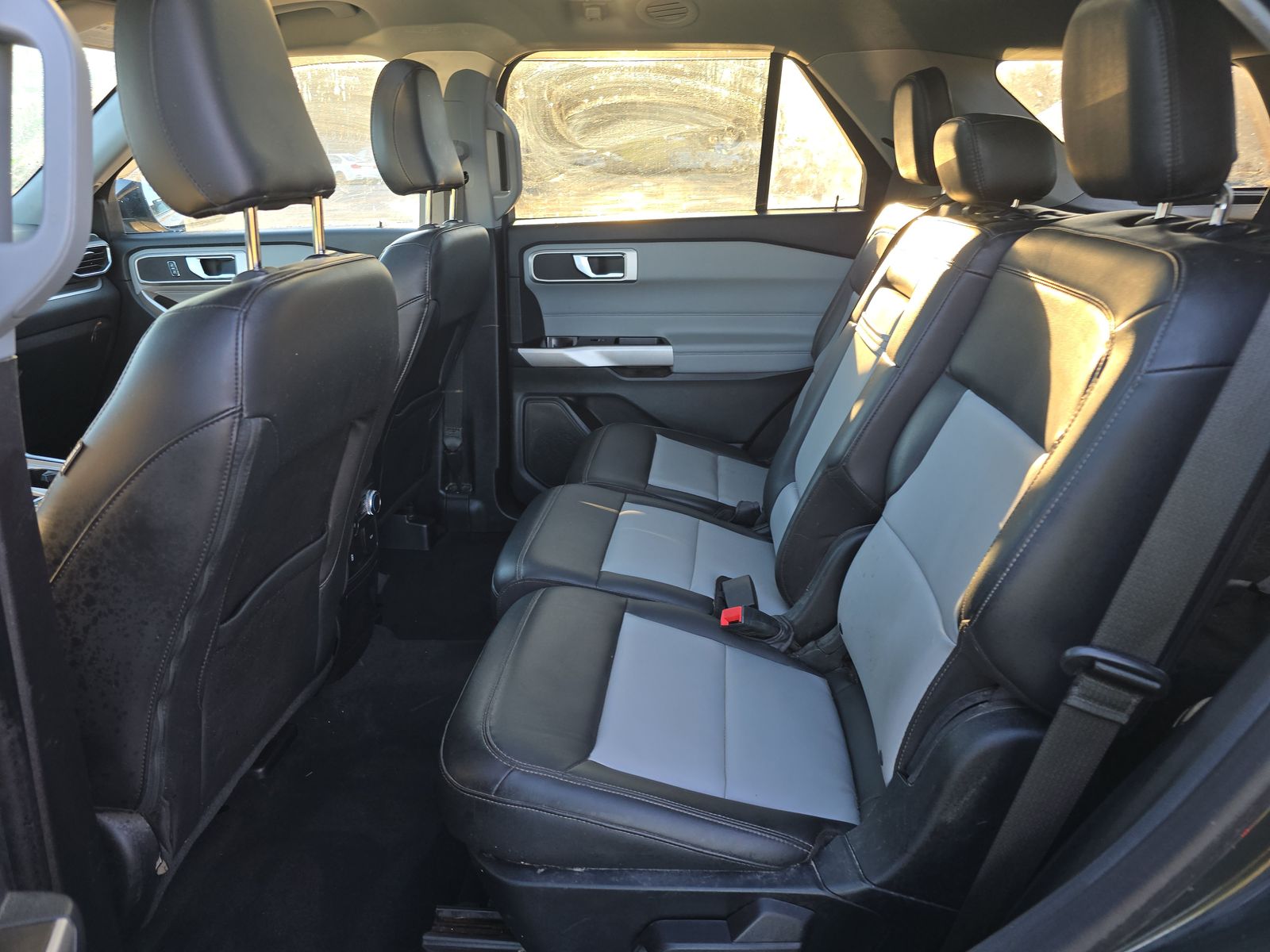 2022 Ford Explorer XLT AWD