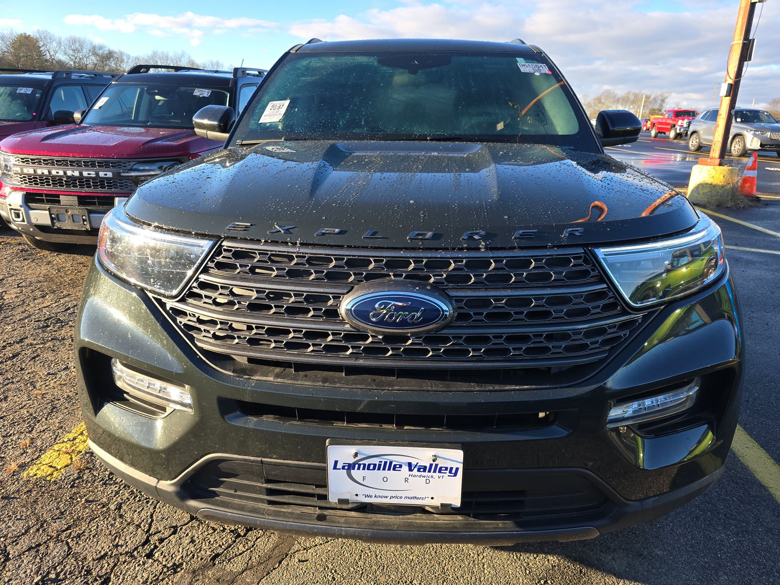 2022 Ford Explorer XLT AWD