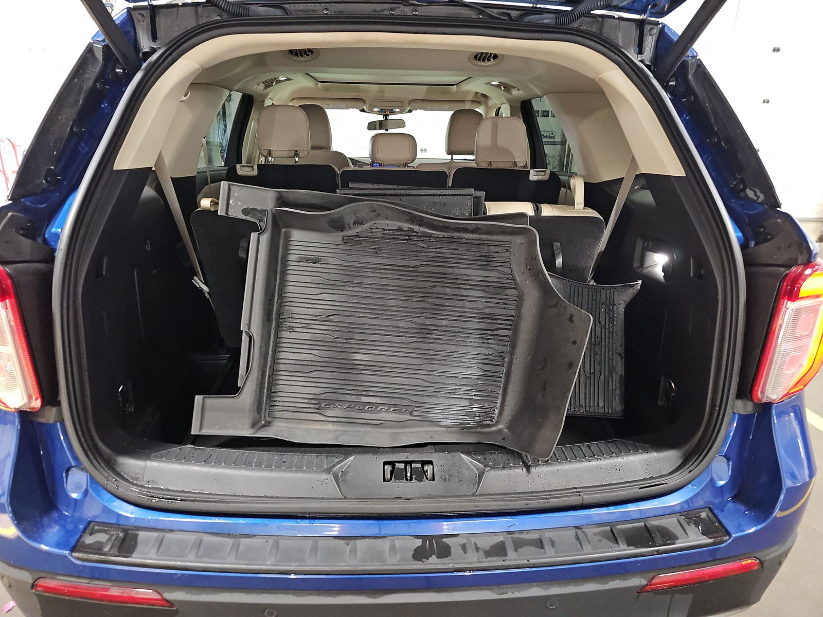 2022 Ford Explorer XLT AWD