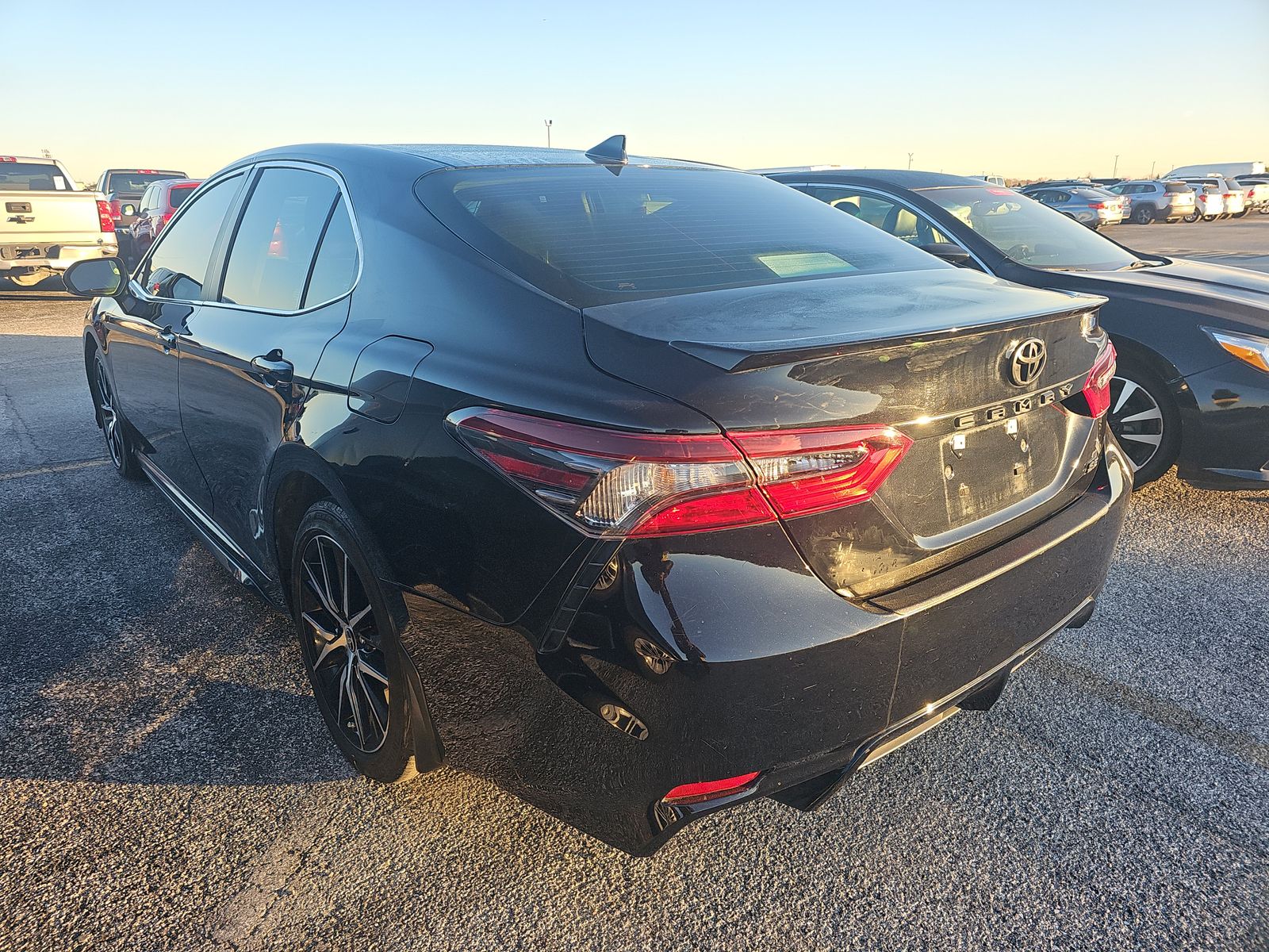 2024 Toyota Camry SE FWD