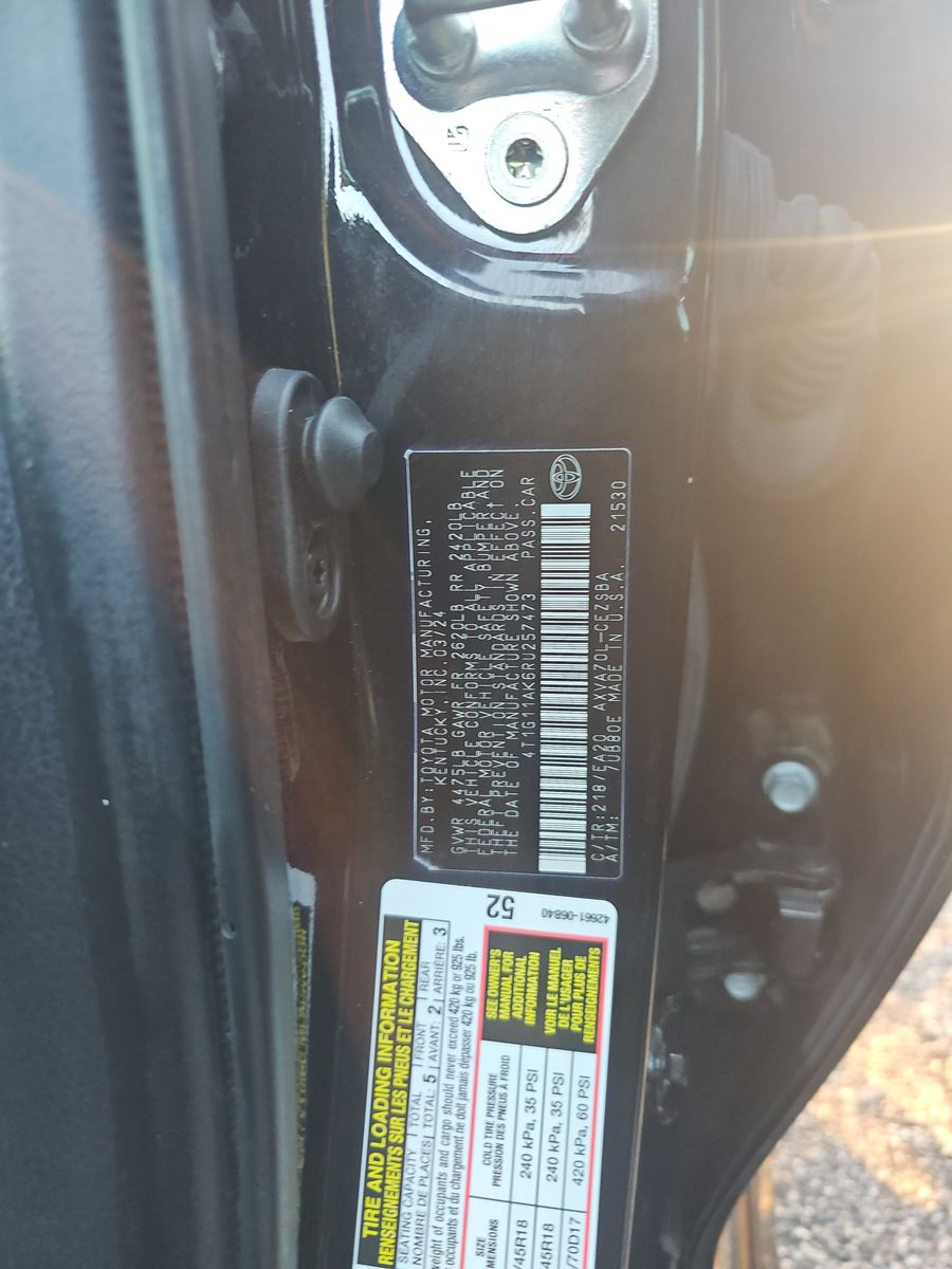 2024 Toyota Camry SE FWD