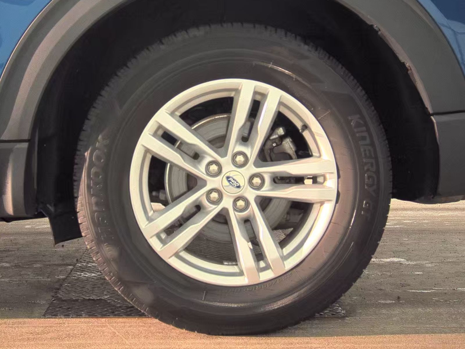 2022 Ford Explorer XLT AWD