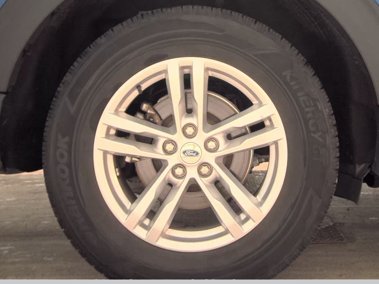 2022 Ford Explorer XLT AWD