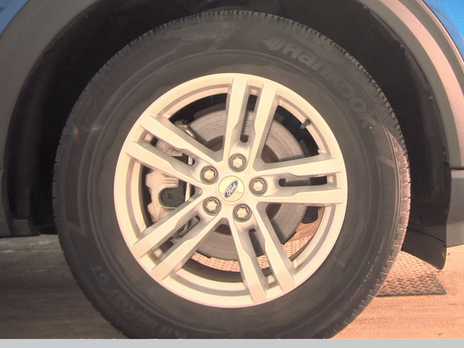 2022 Ford Explorer XLT AWD