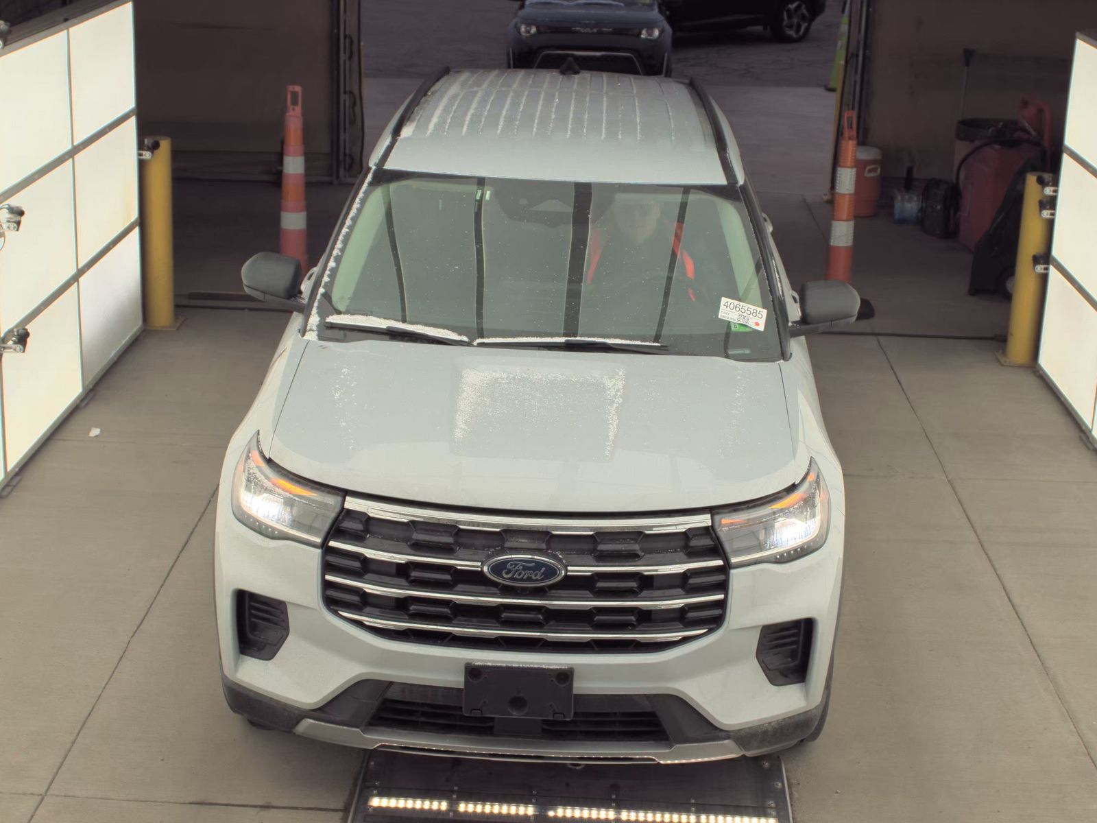 2025 Ford Explorer Active AWD