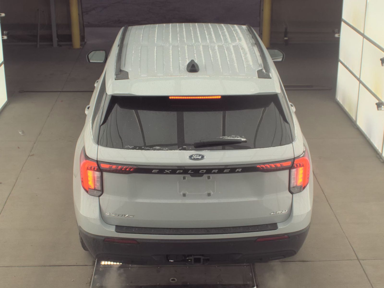 2025 Ford Explorer Active AWD