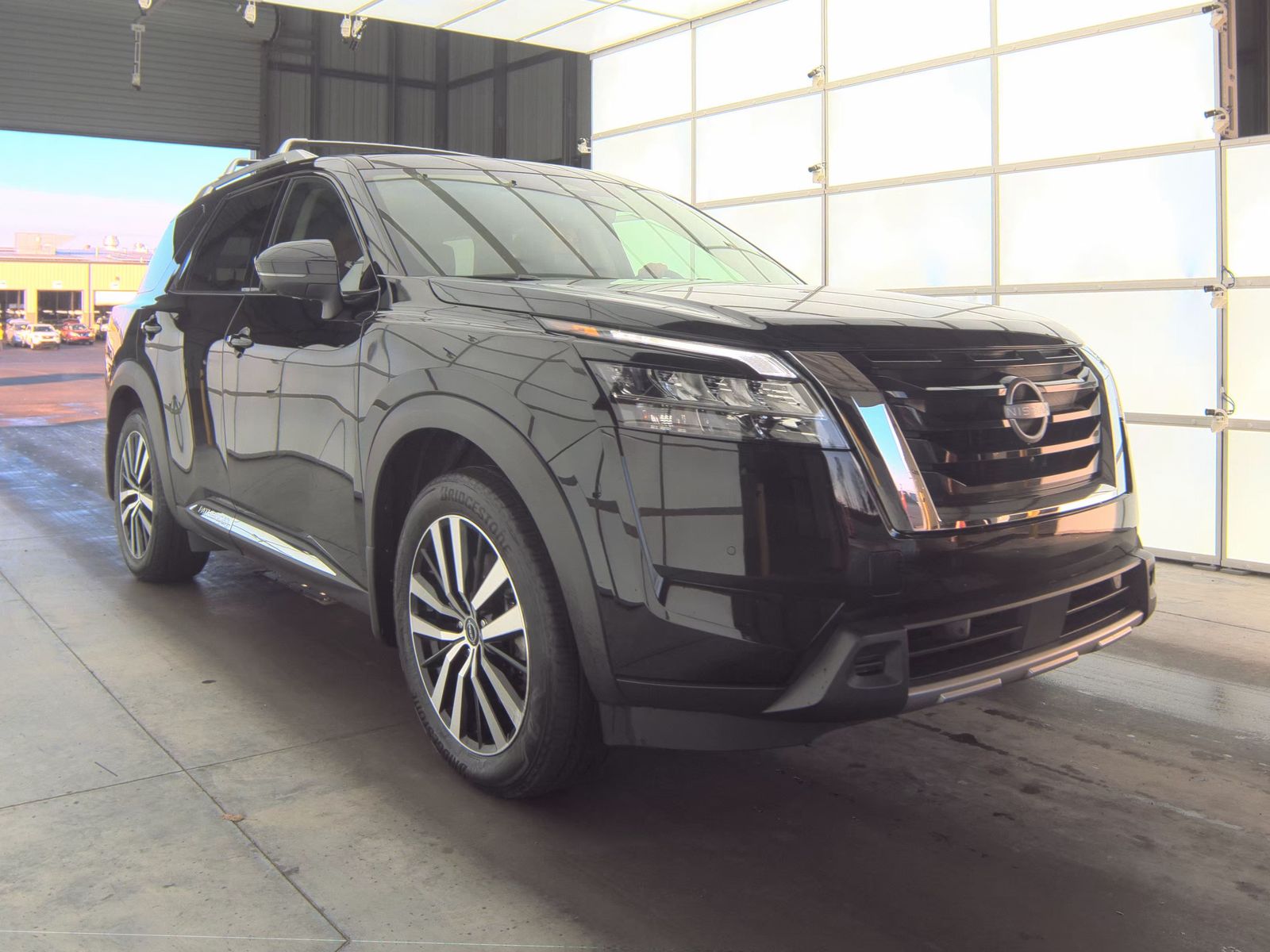 2024 Nissan Pathfinder Platinum AWD