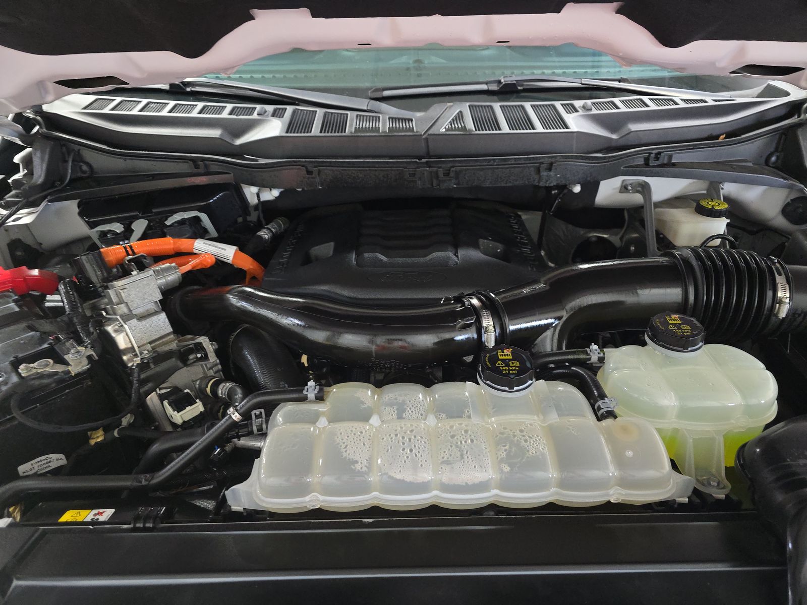 2022 Ford F-150 Hybrid Limited AWD