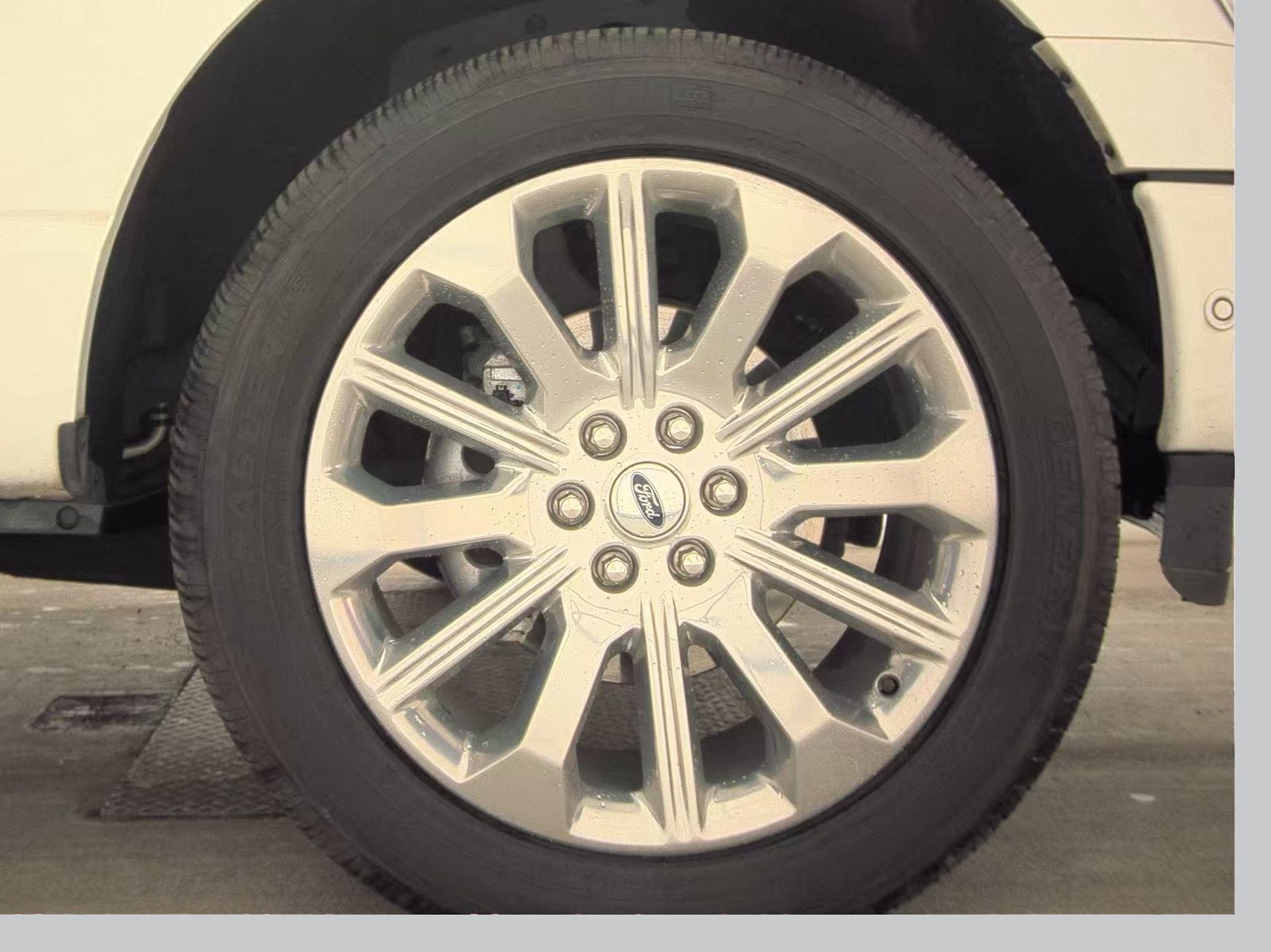 2022 Ford F-150 Hybrid Limited AWD