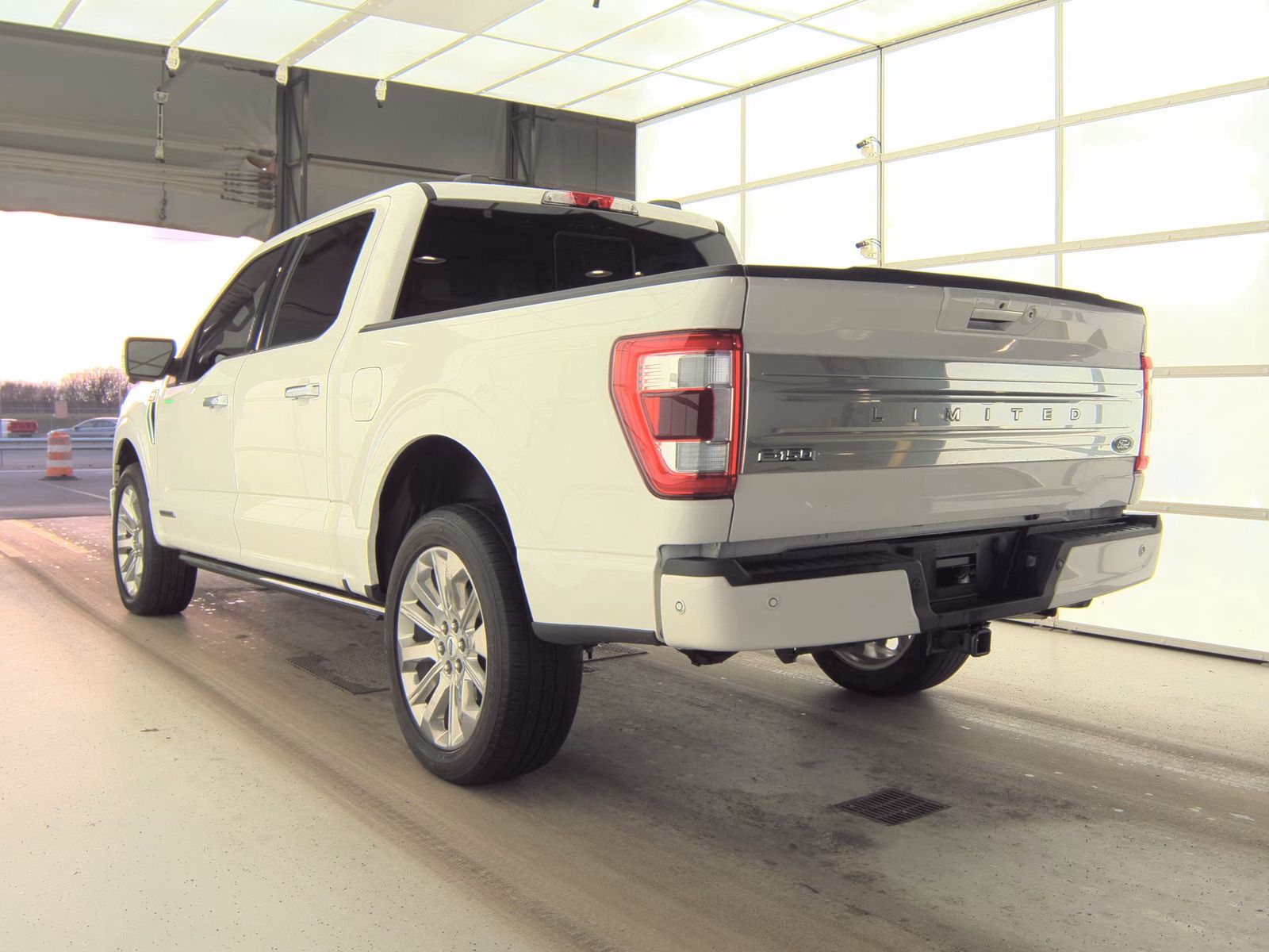 2022 Ford F-150 Hybrid Limited AWD