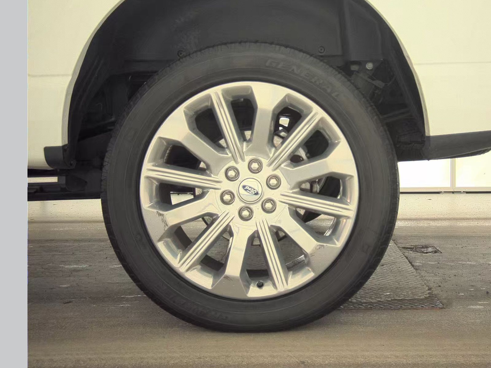 2022 Ford F-150 Hybrid Limited AWD