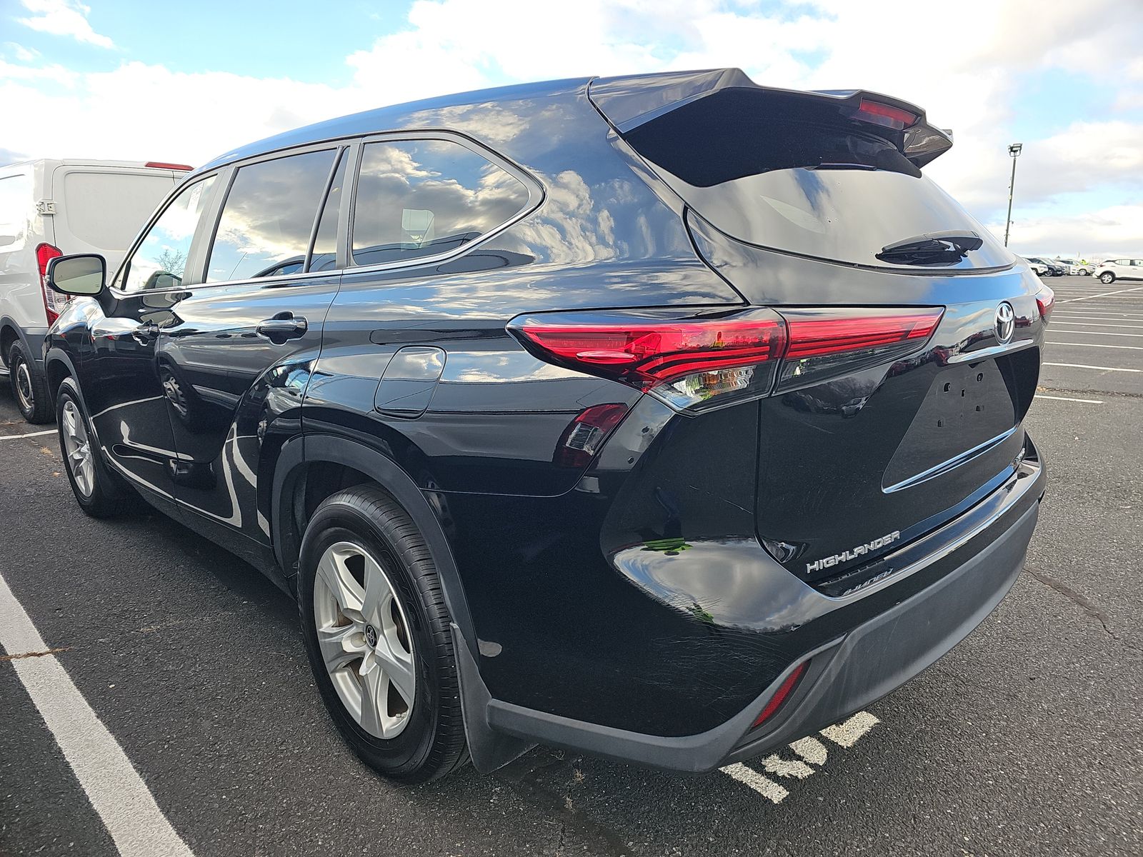 2023 Toyota Highlander LE AWD