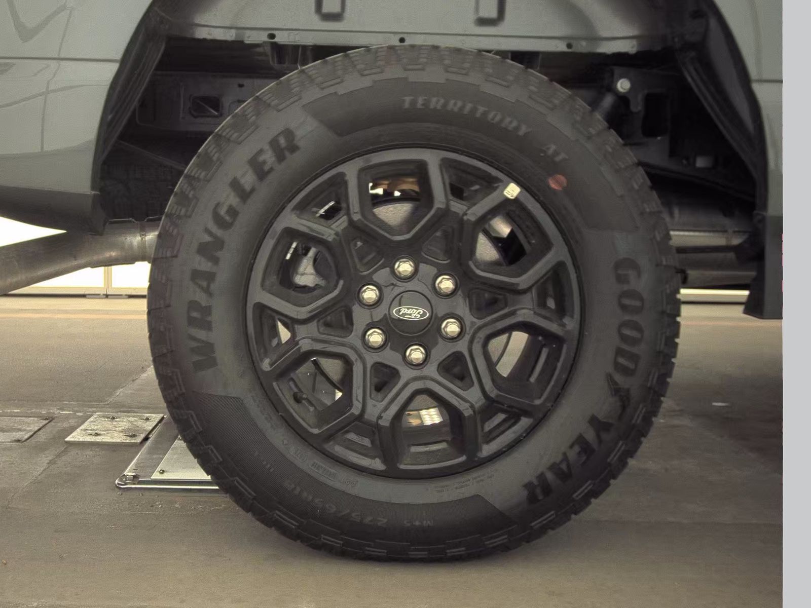 2025 Ford F-150 XLT AWD