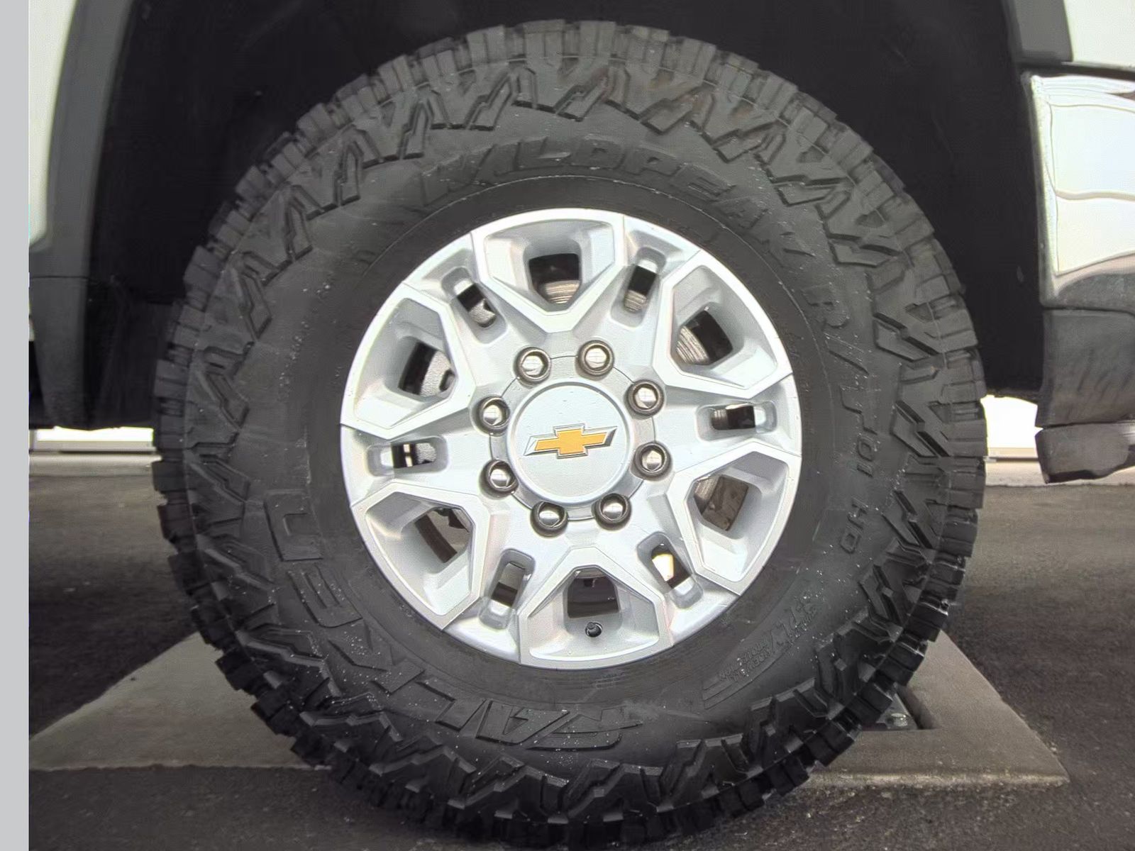 2024 Chevrolet Silverado 3500HD LT AWD