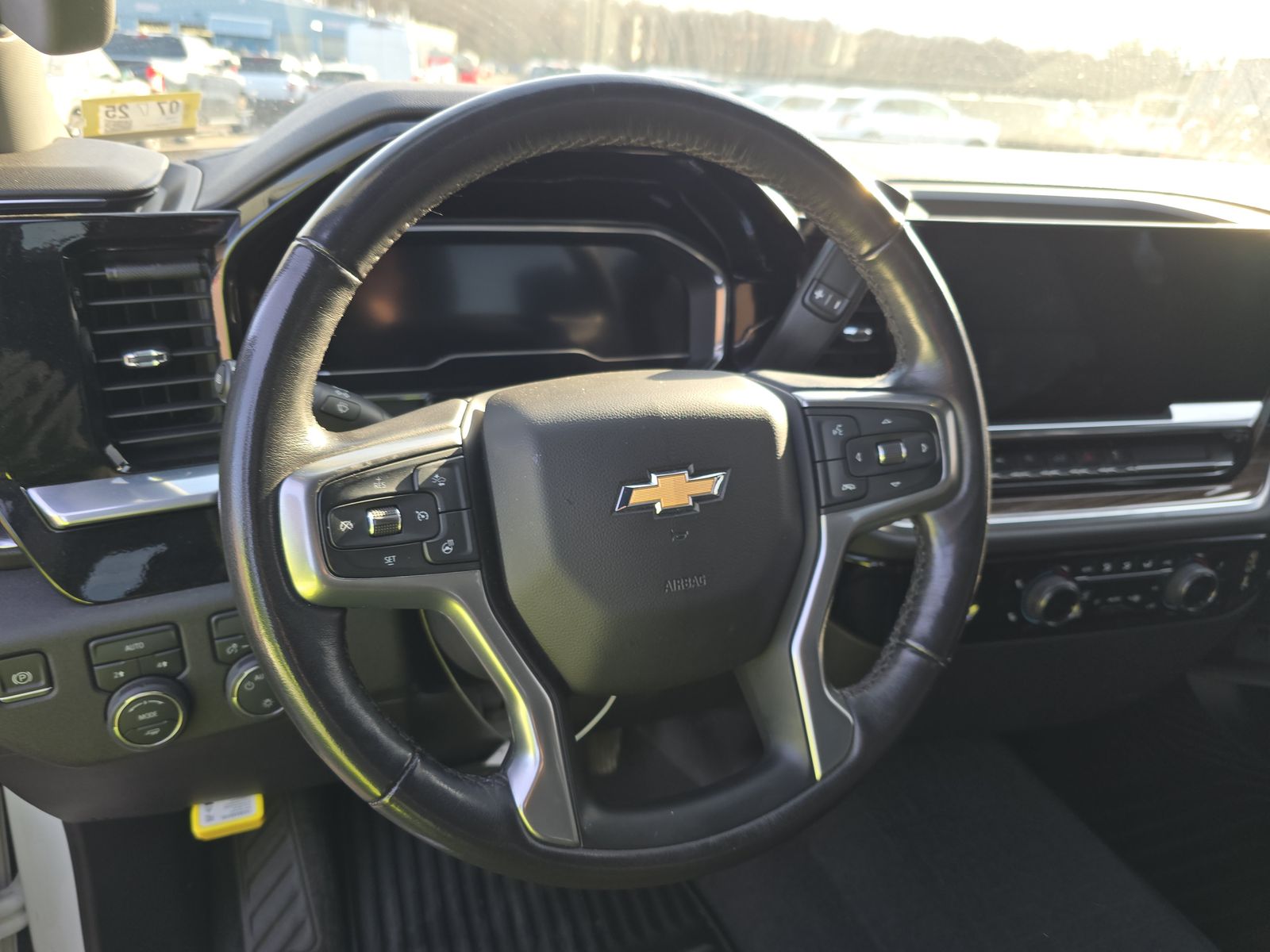 2022 Chevrolet Silverado 1500 LT AWD