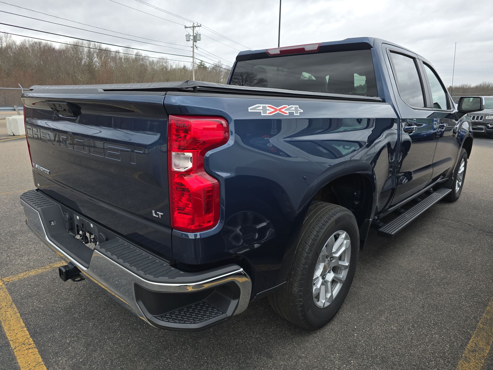 2022 Chevrolet Silverado 1500 LT AWD
