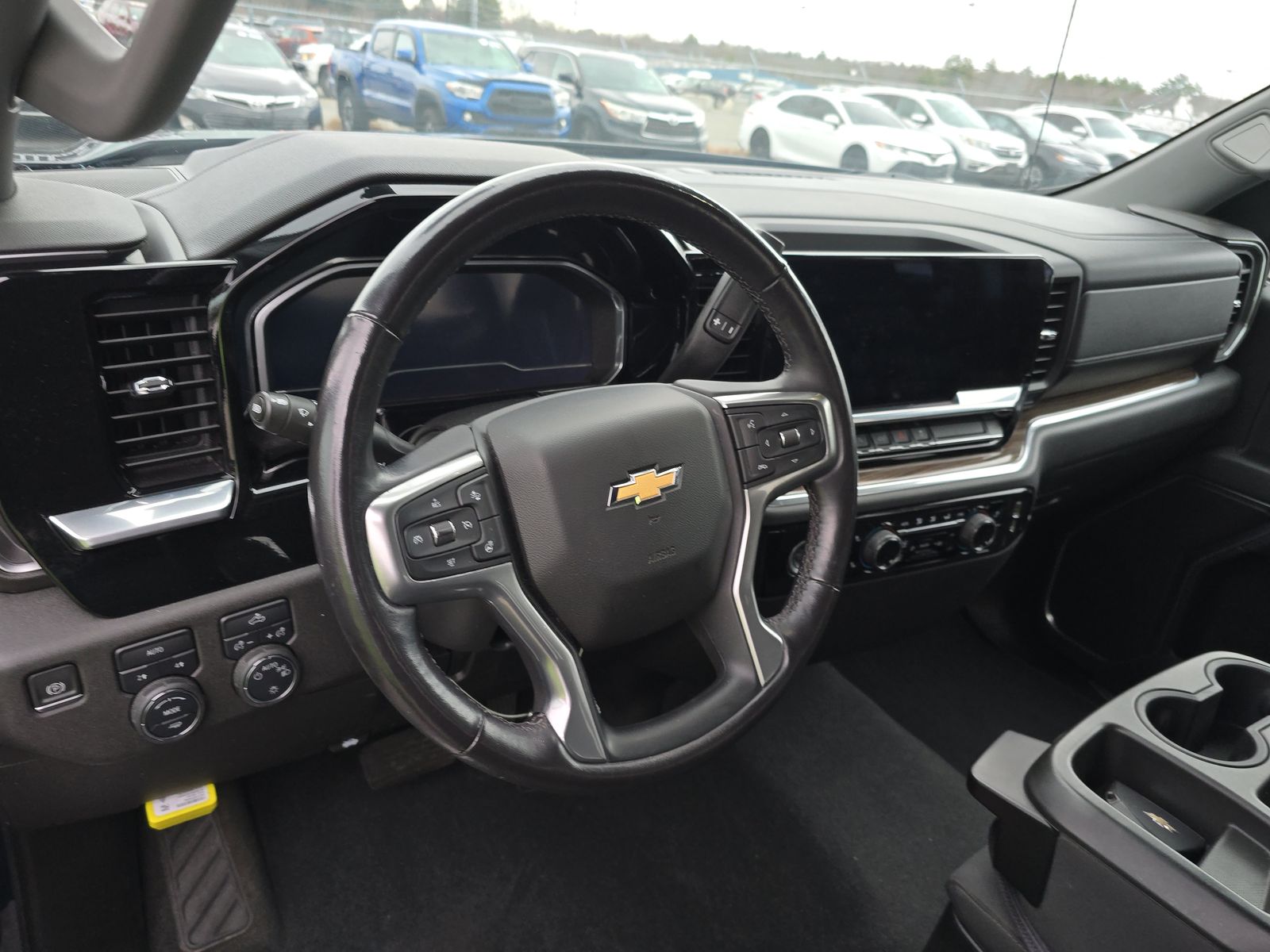 2022 Chevrolet Silverado 1500 LT AWD