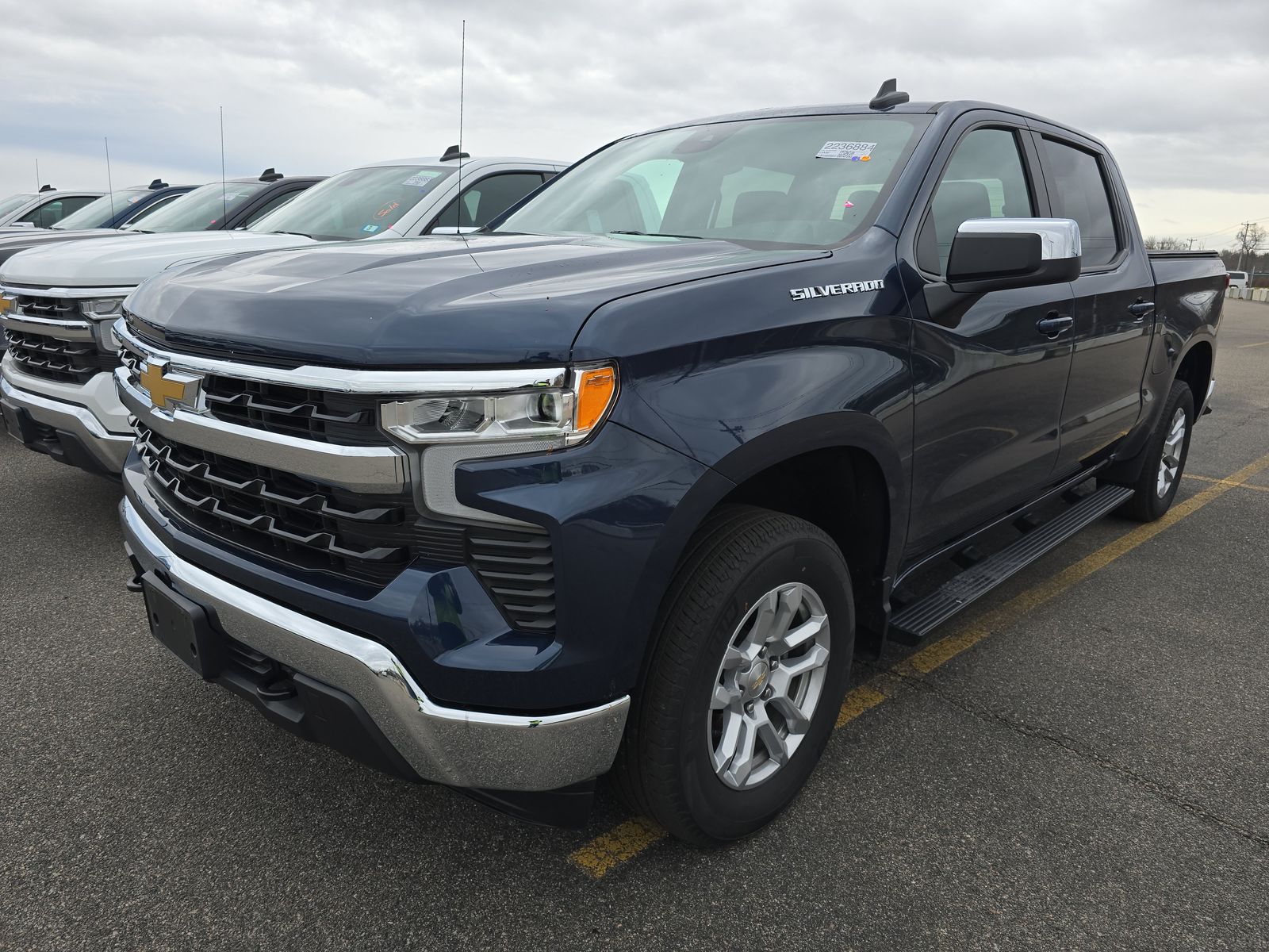 2022 Chevrolet Silverado 1500 LT AWD