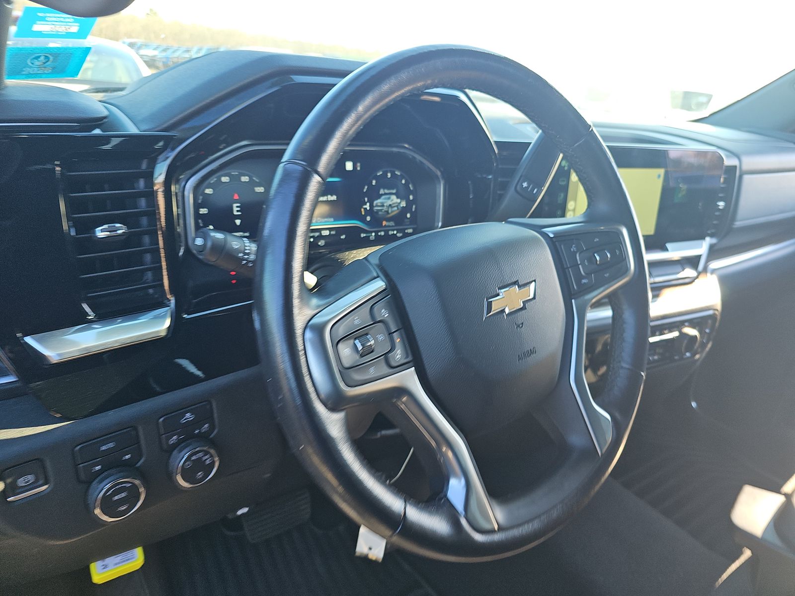 2022 Chevrolet Silverado 1500 LT AWD