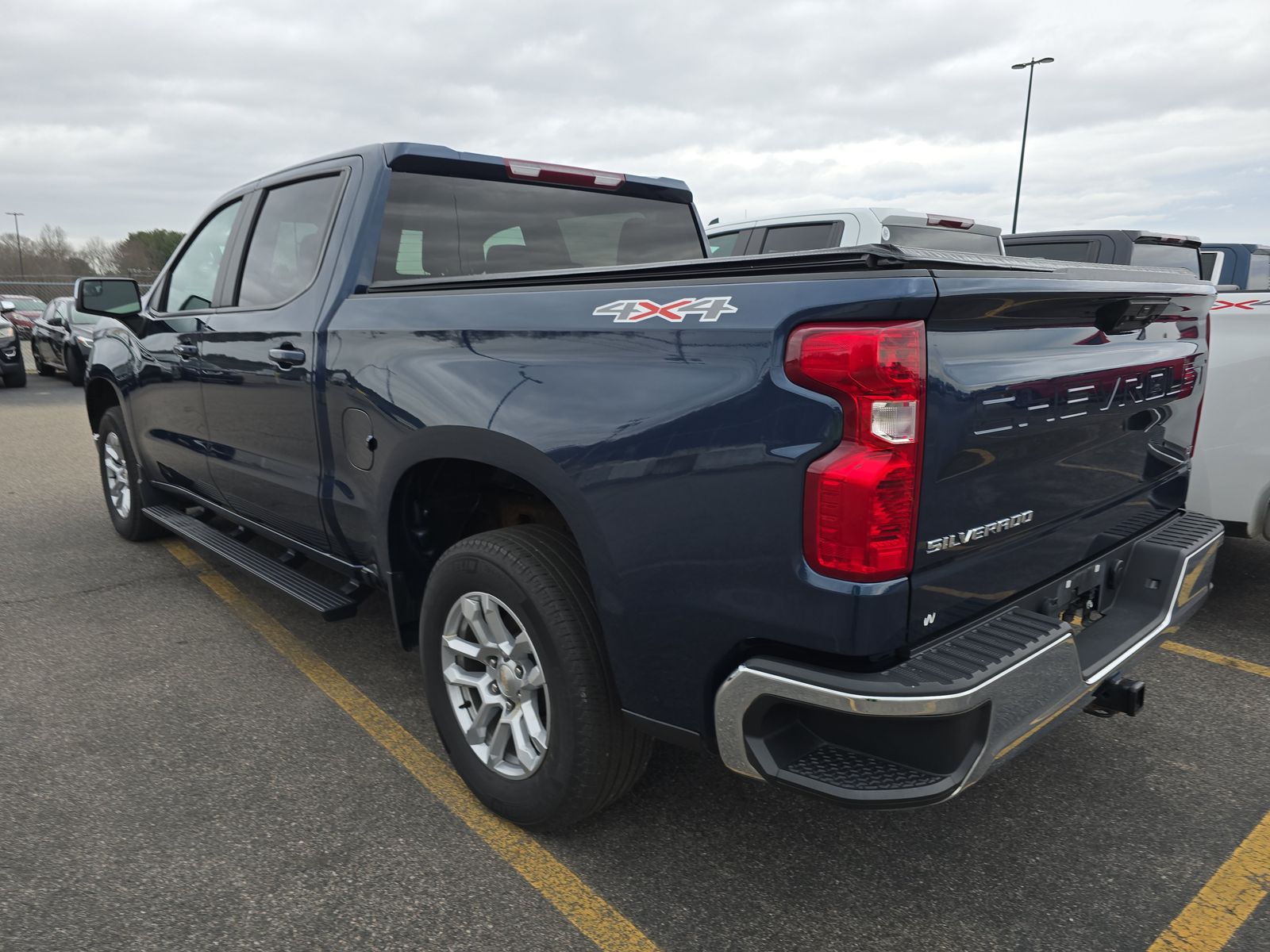 2022 Chevrolet Silverado 1500 LT AWD