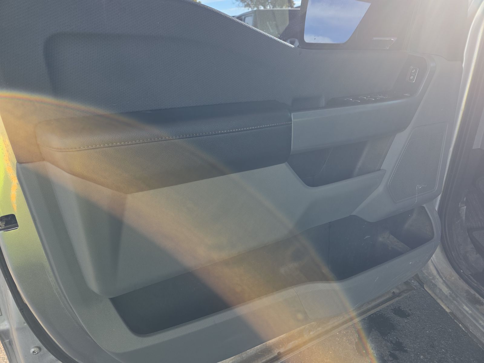 2023 Ford F-150 Hybrid XLT AWD