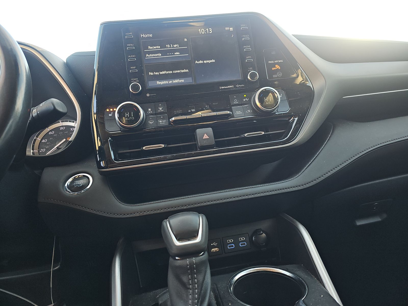 2022 Toyota Highlander XLE AWD