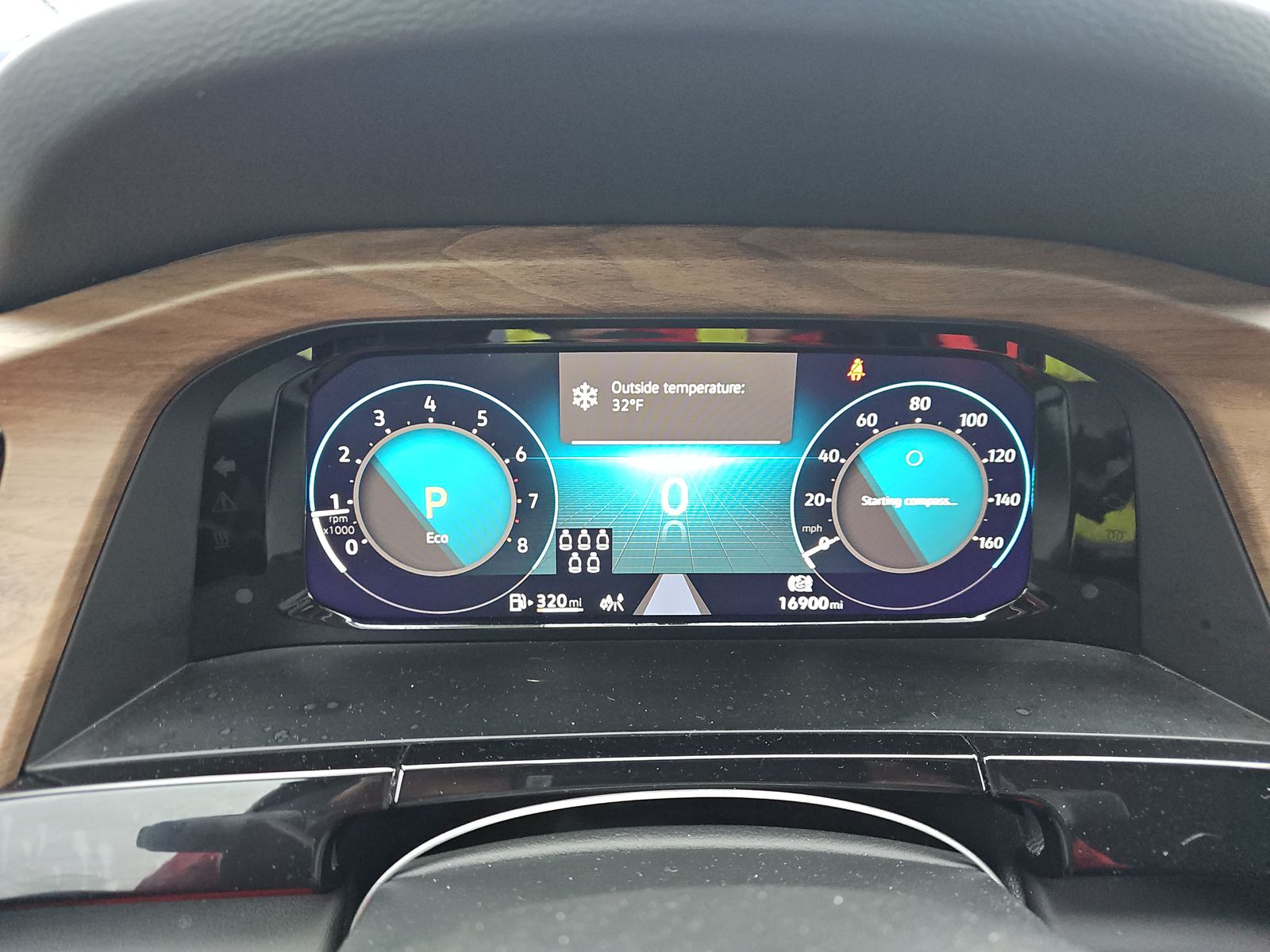 2025 Volkswagen Atlas 2.0T SE AWD