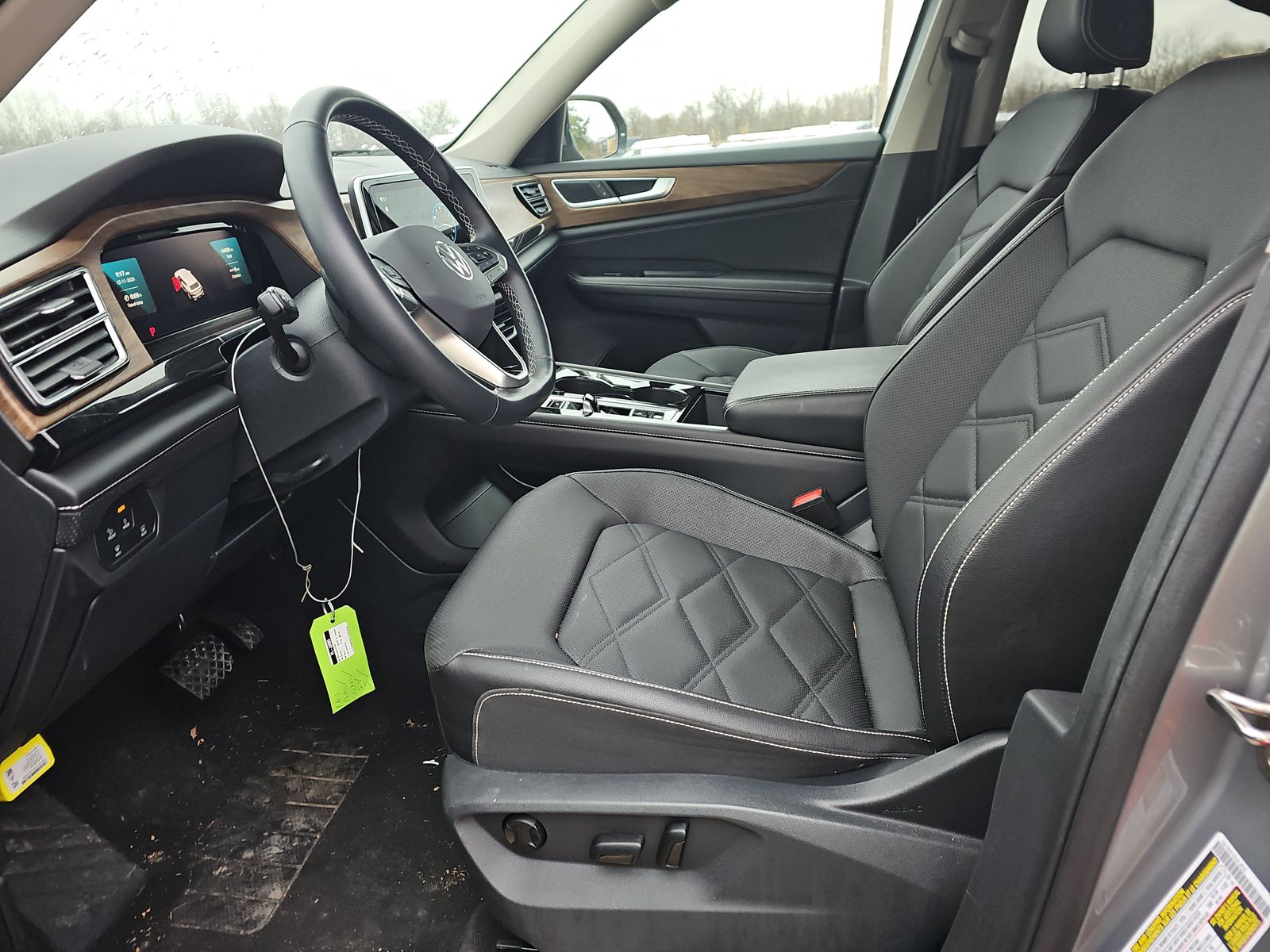 2025 Volkswagen Atlas 2.0T SE AWD