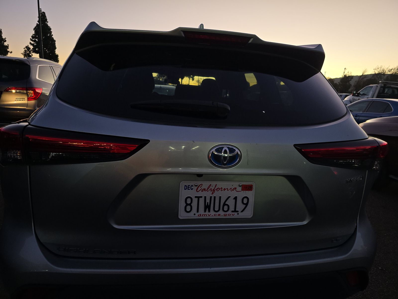 2021 Toyota Highlander Hybrid LE AWD