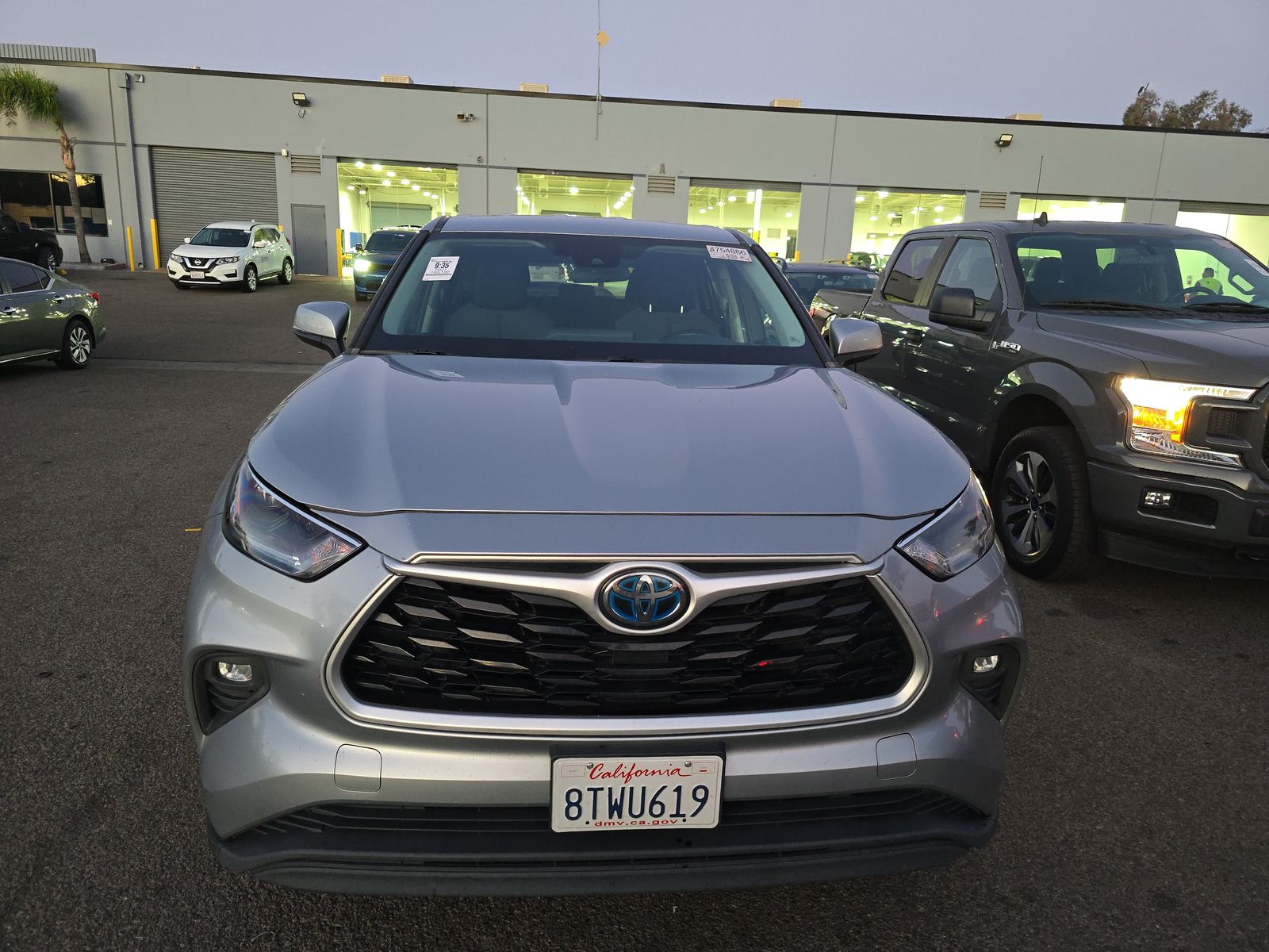 2021 Toyota Highlander Hybrid LE AWD
