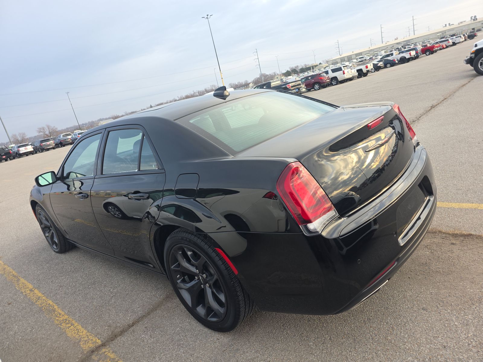 2023 Chrysler 300 300S RWD