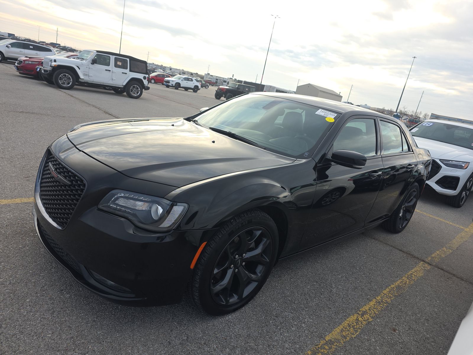 2023 Chrysler 300 300S RWD