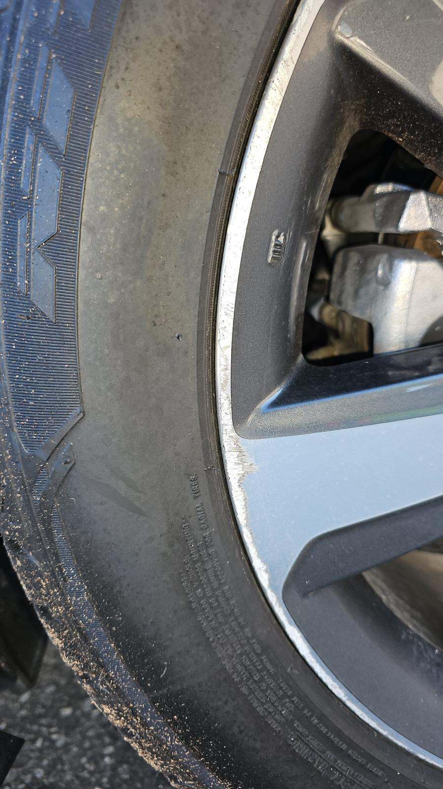 2023 Honda Pilot Touring FWD