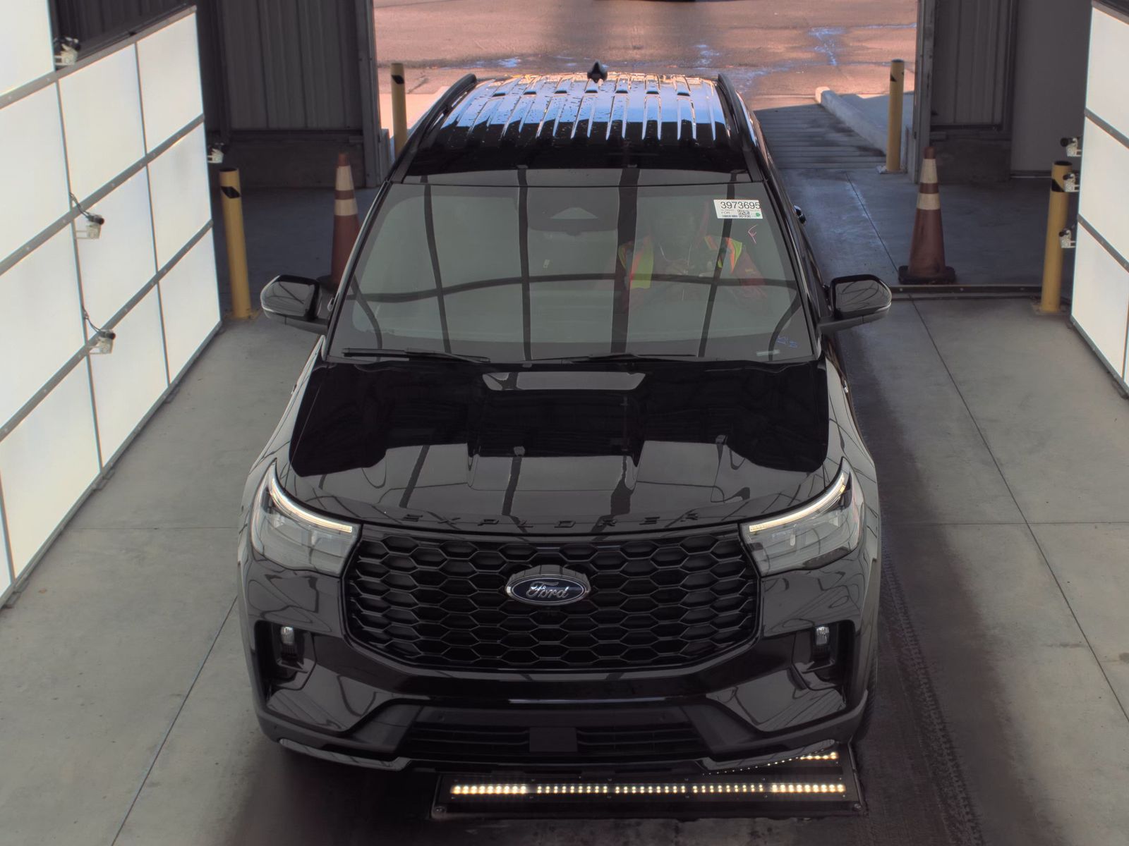 2025 Ford Explorer ST-Line AWD