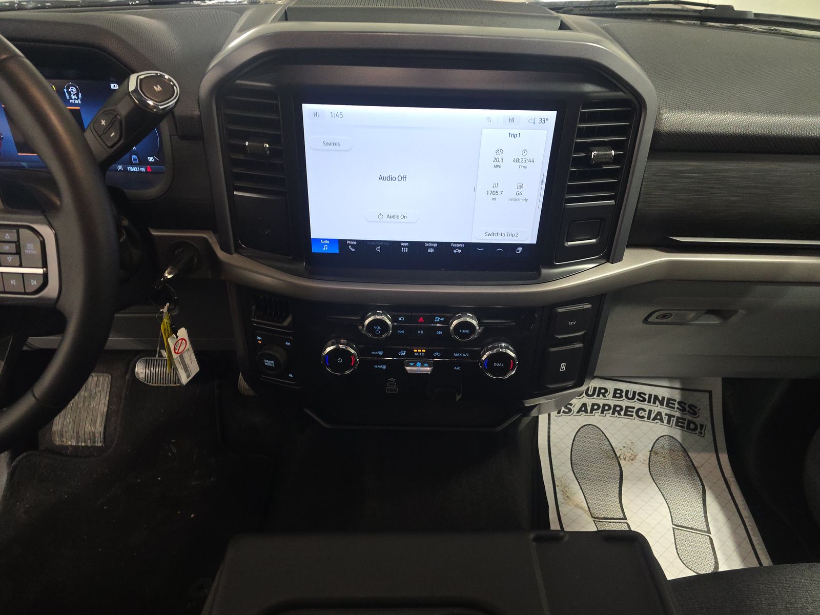 2025 Ford F-150 XLT AWD