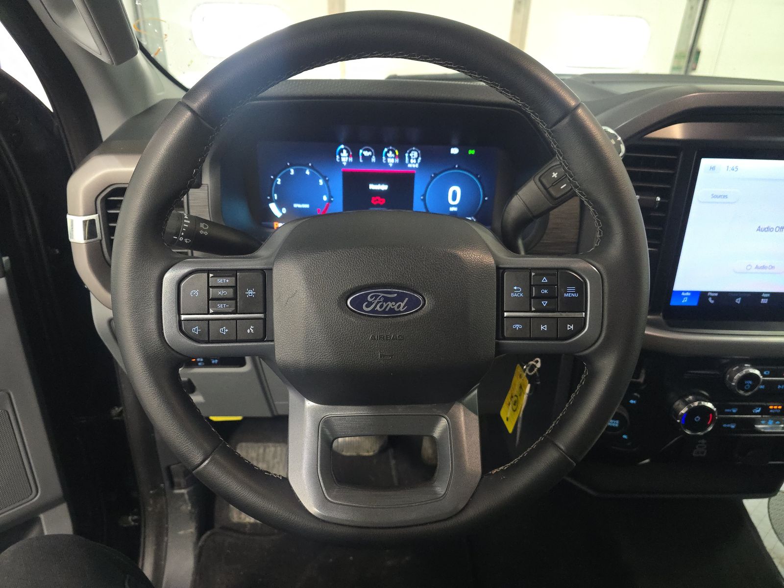 2025 Ford F-150 XLT AWD