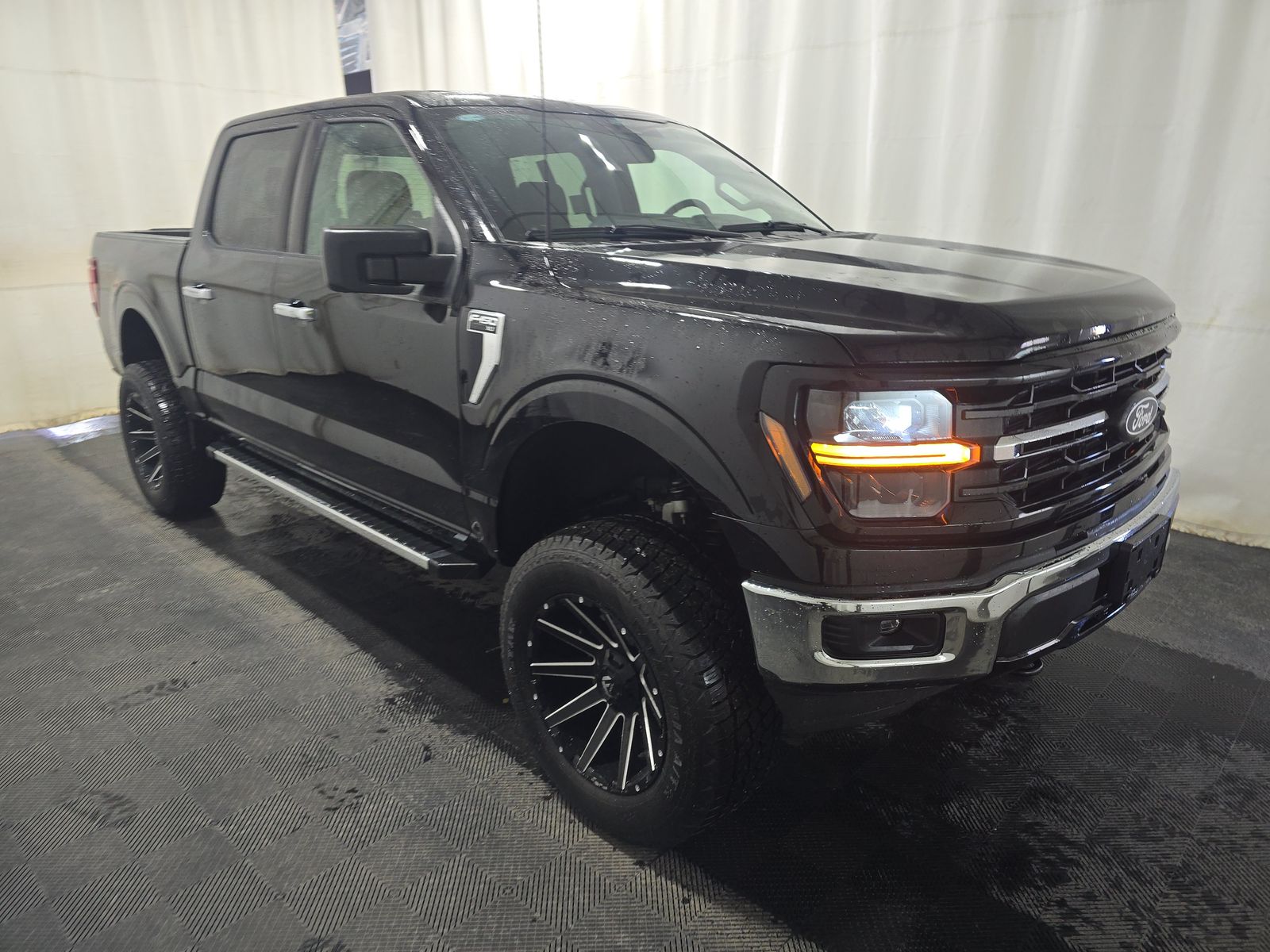 2025 Ford F-150 XLT AWD