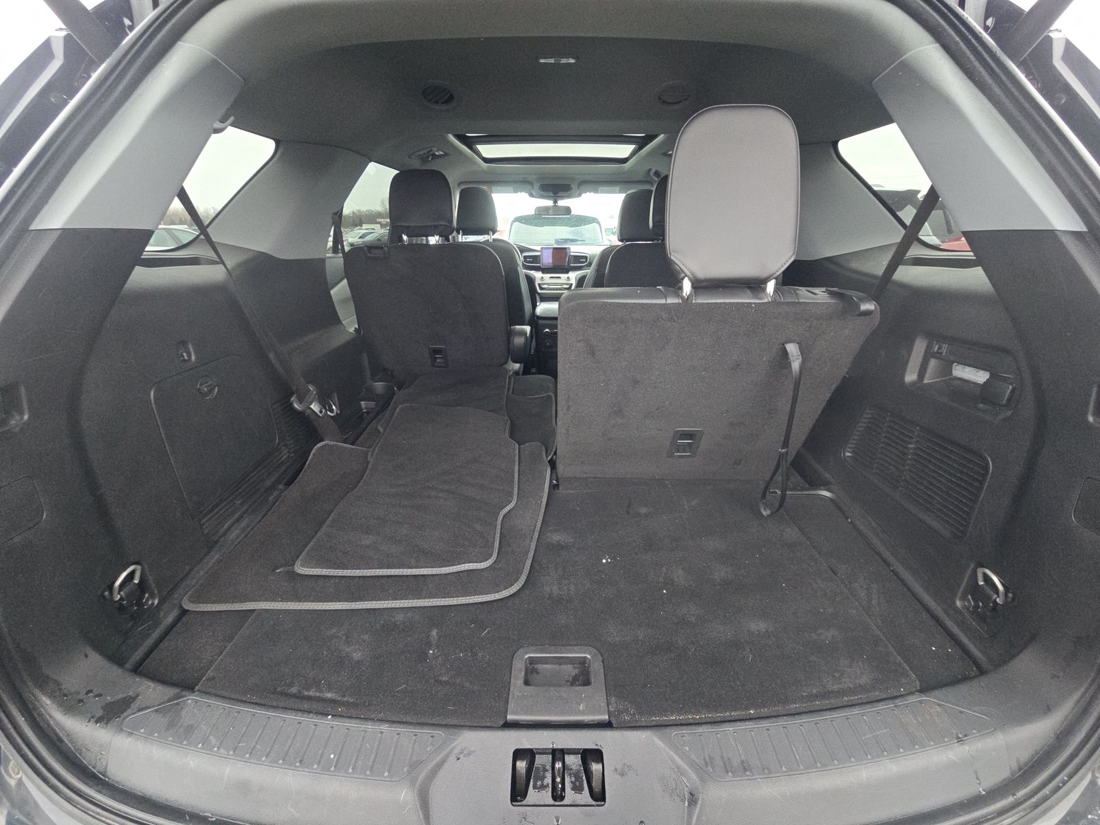 2023 Ford Explorer XLT AWD