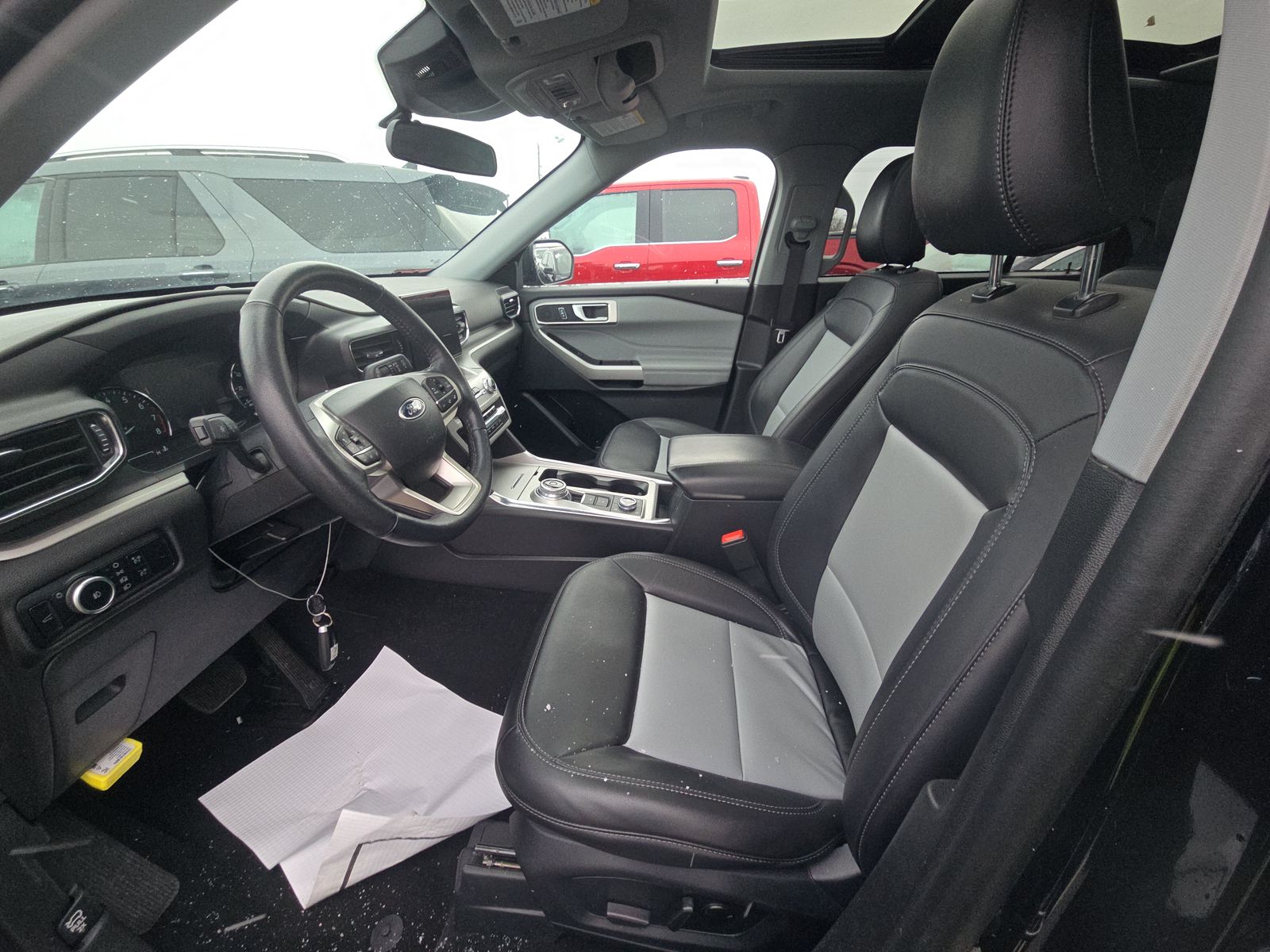 2023 Ford Explorer XLT AWD