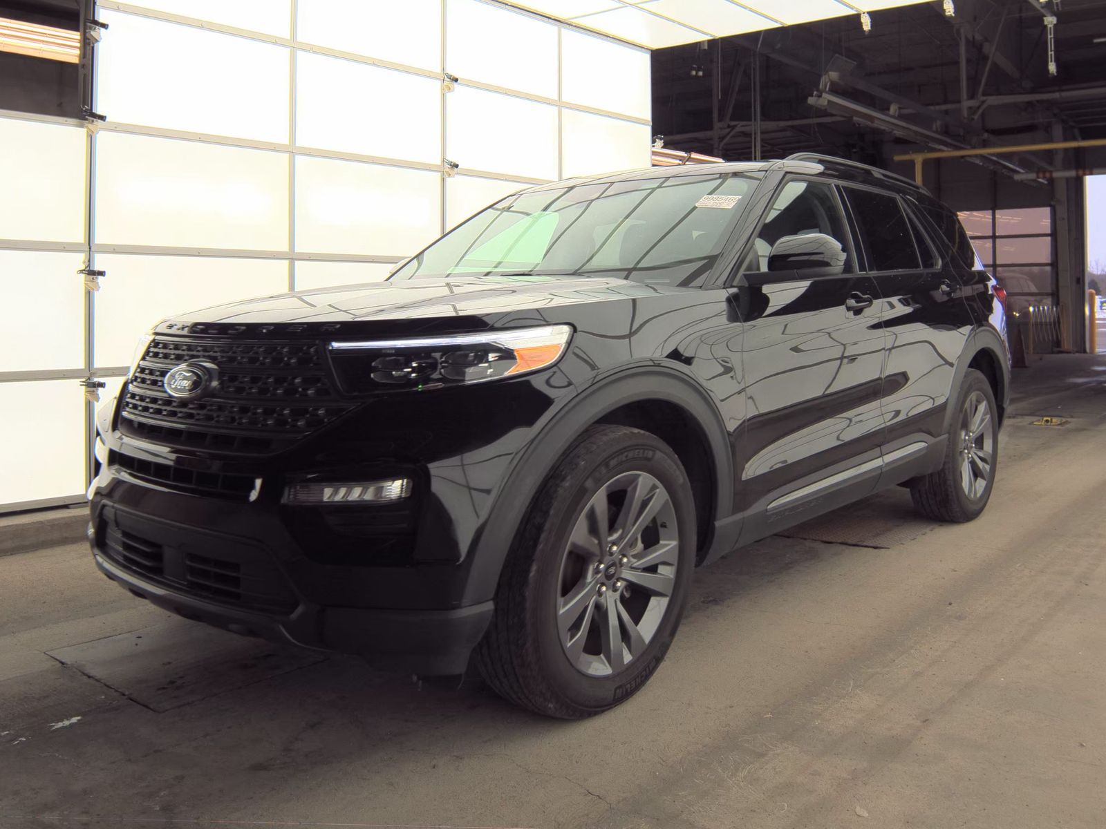 2023 Ford Explorer XLT AWD