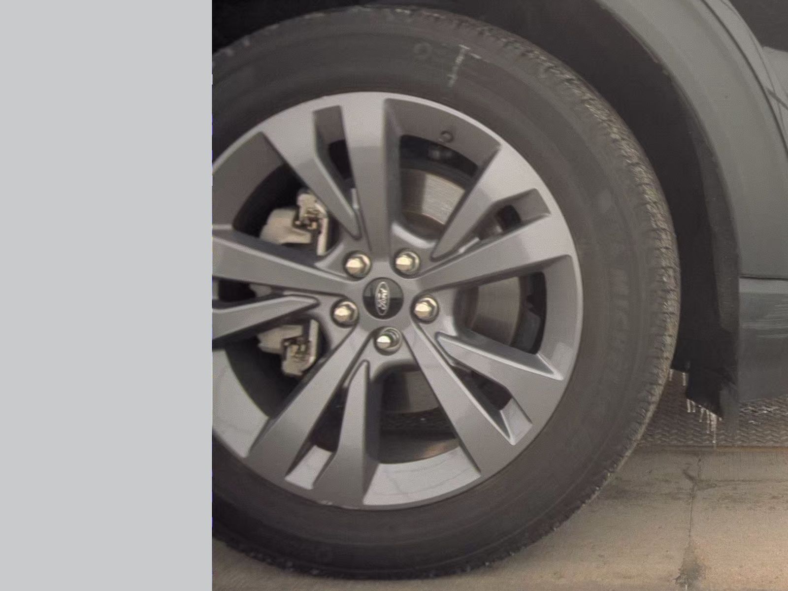 2023 Ford Explorer XLT AWD