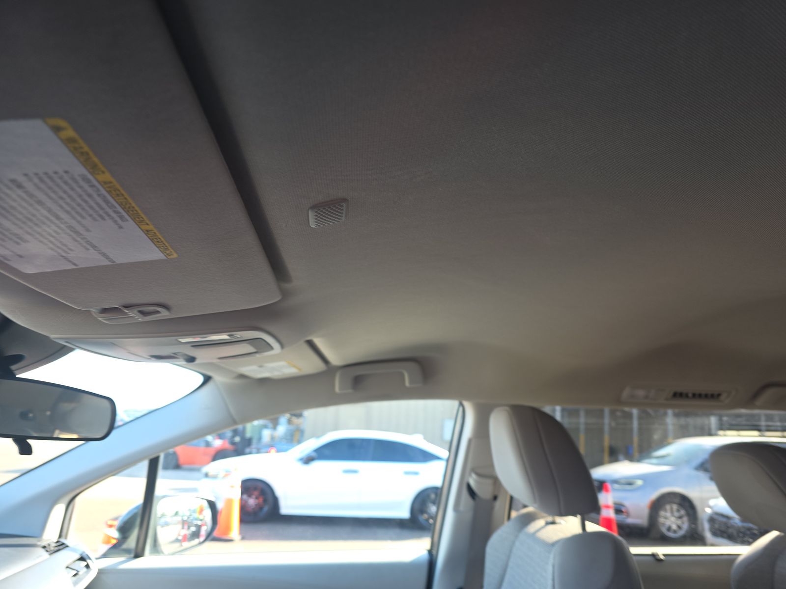 2024 Toyota Sienna LE FWD