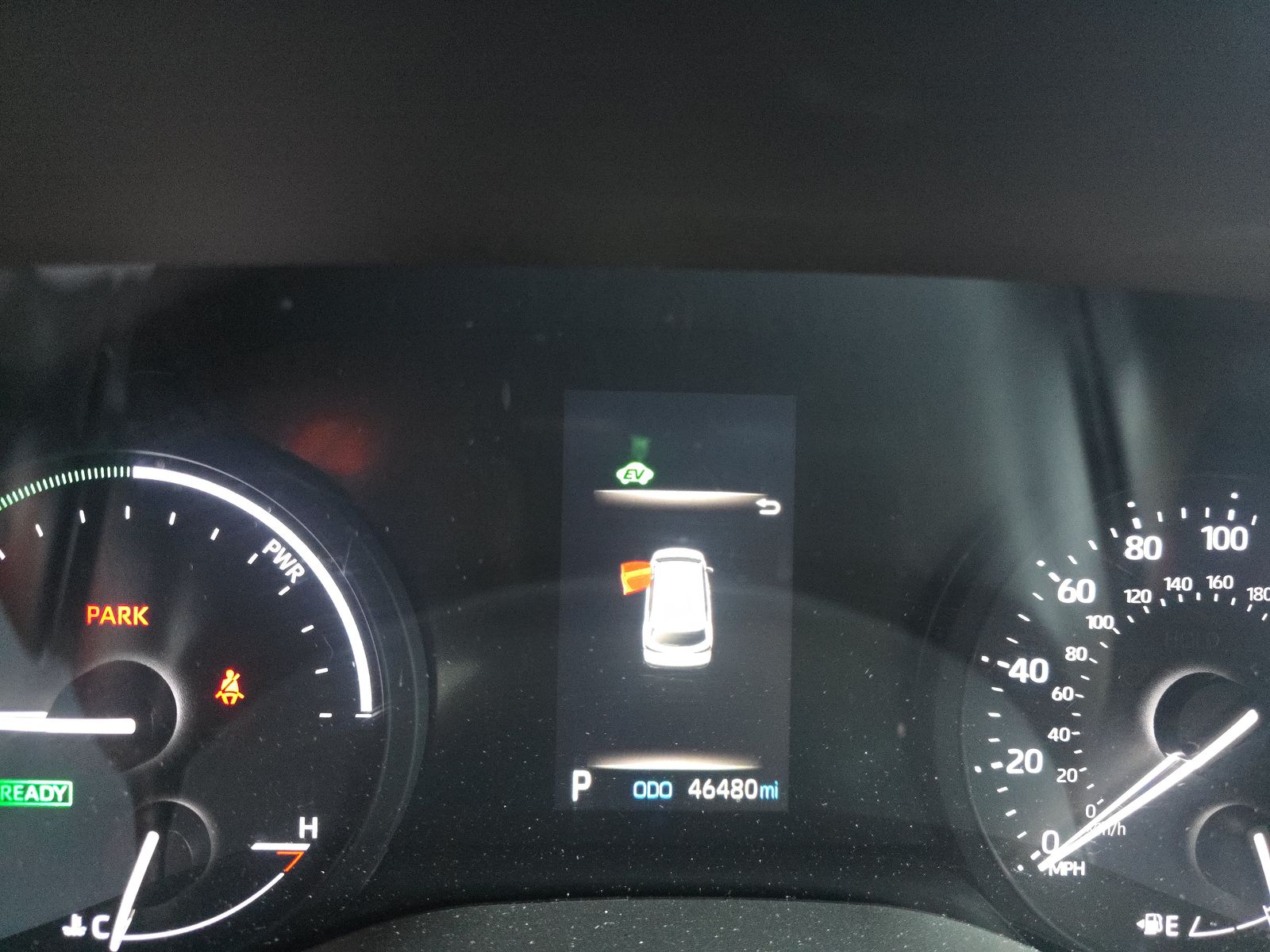 2024 Toyota Sienna LE FWD