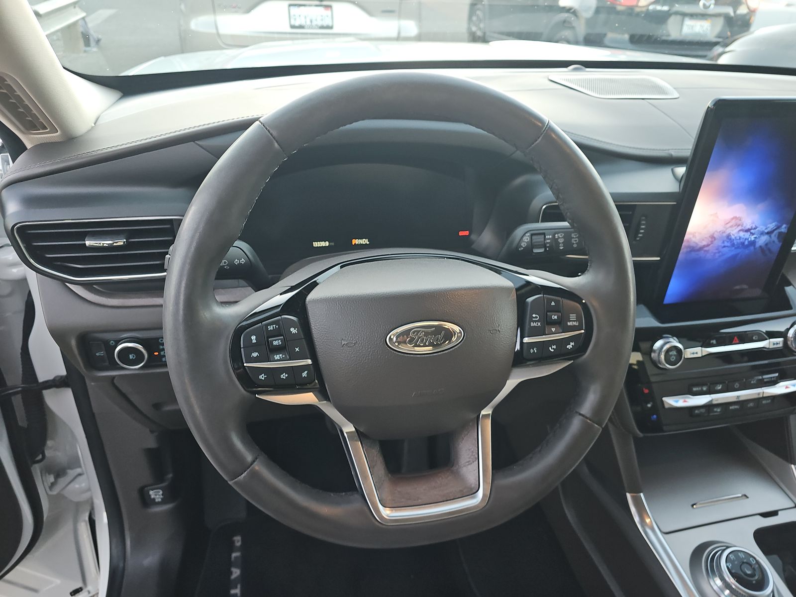 2023 Ford Explorer Platinum AWD