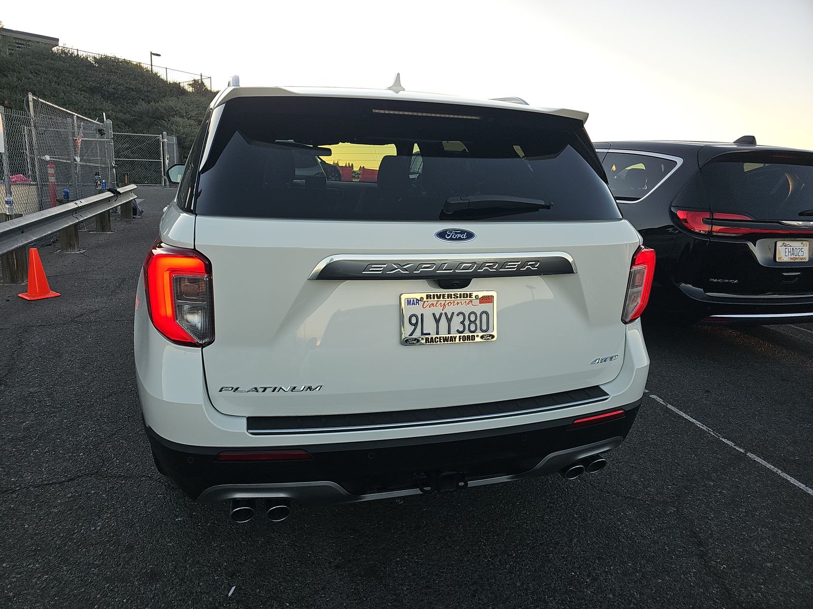 2023 Ford Explorer Platinum AWD