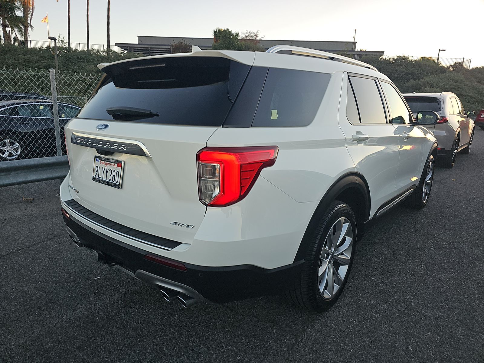 2023 Ford Explorer Platinum AWD