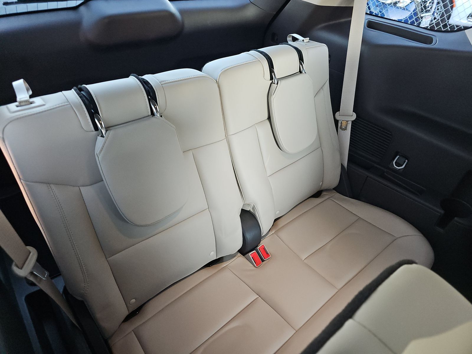 2023 Ford Explorer Platinum AWD