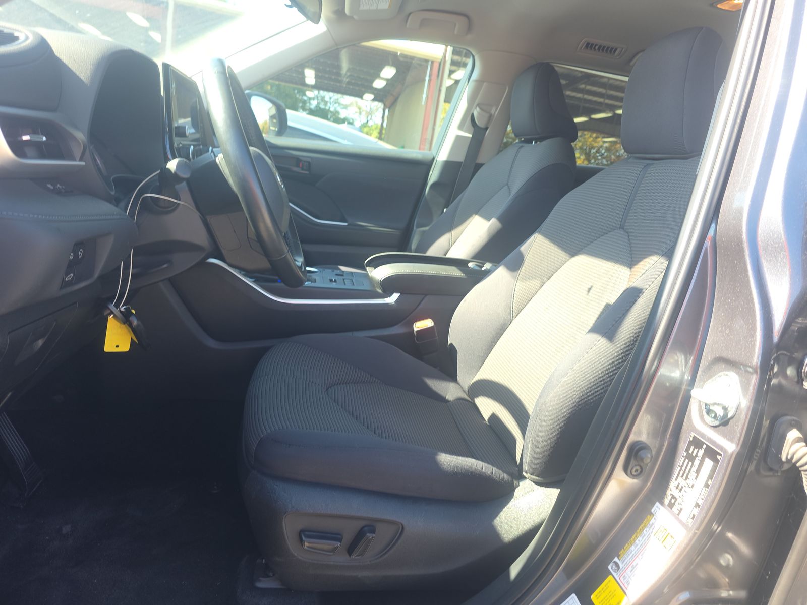 2024 Toyota Highlander LE AWD