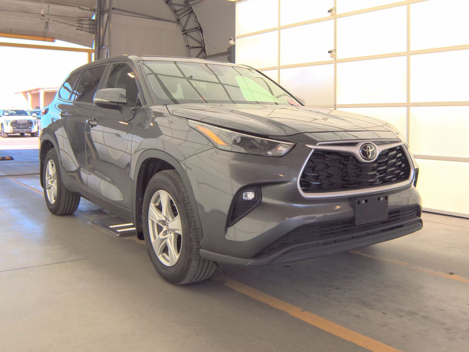 2024 Toyota Highlander LE AWD
