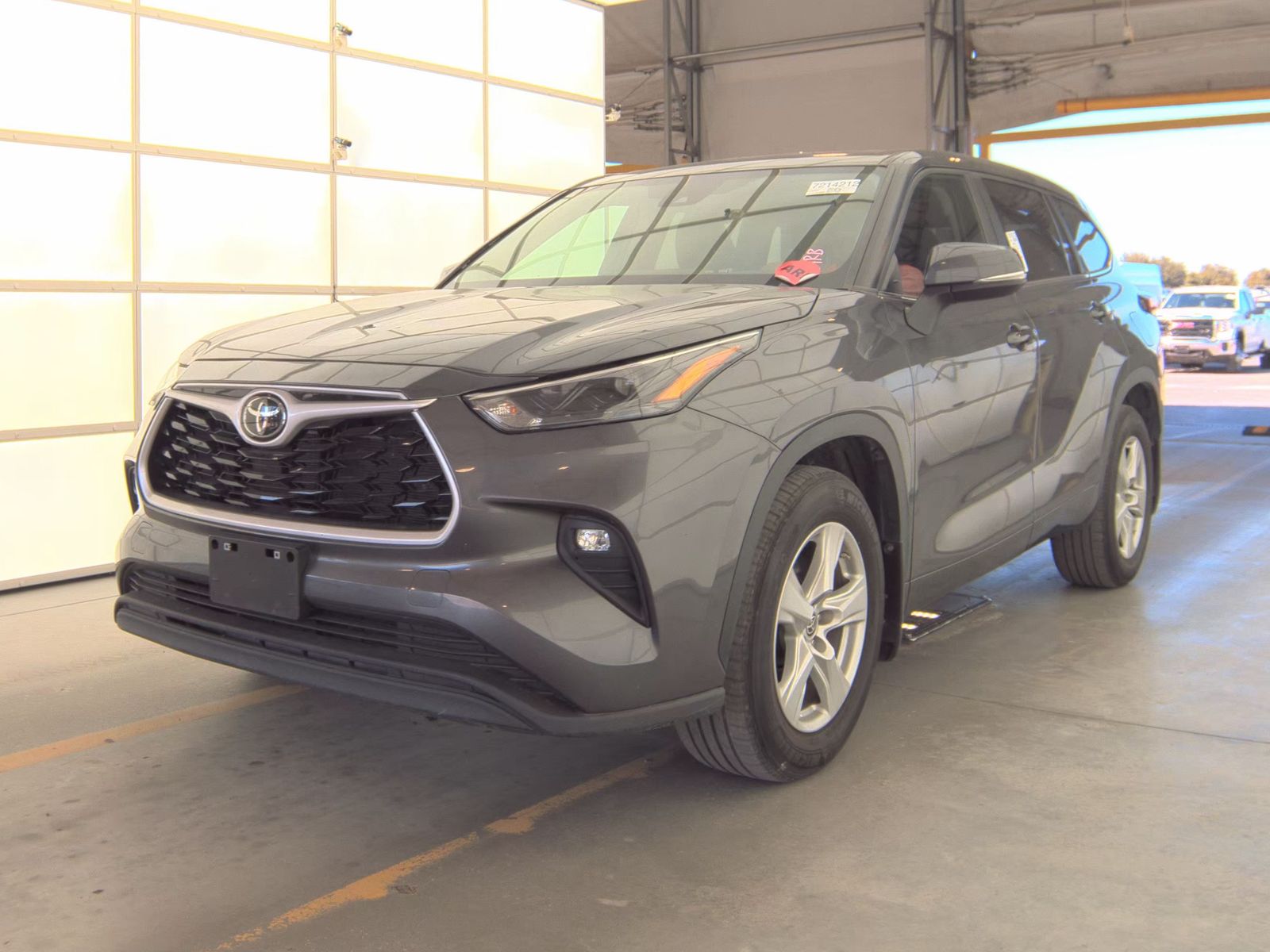 2024 Toyota Highlander LE AWD